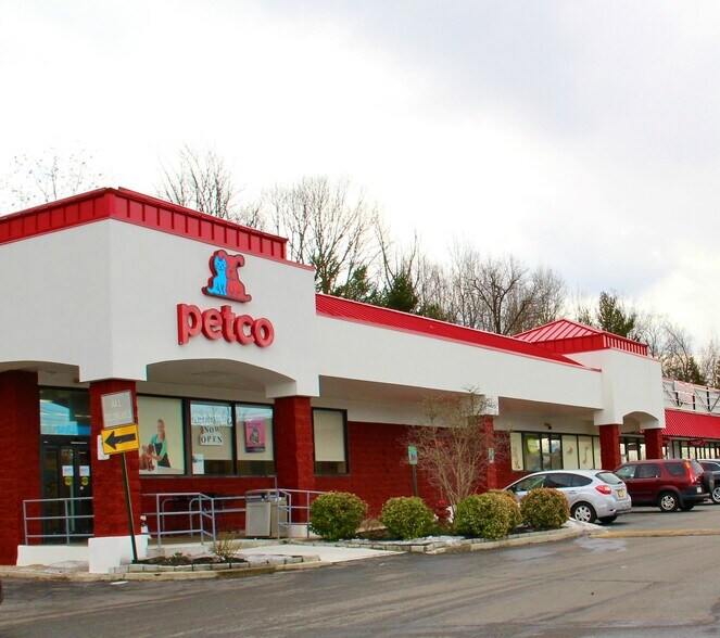 More Photos Of 360 N Bedford Rd, Mount Kisco Unknown For Lease