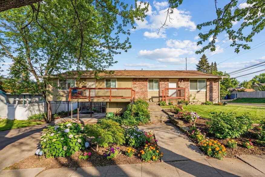 Primary Photo Of 1723 E 13th Ave, Spokane Apartments For Sale