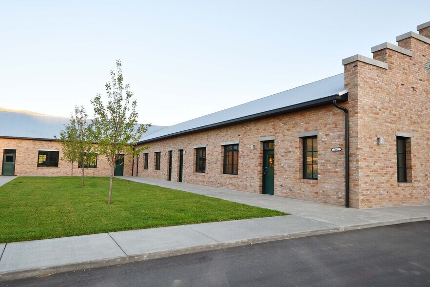 More Photos Of 2141 N 5500 E, Eden General Retail For Sale