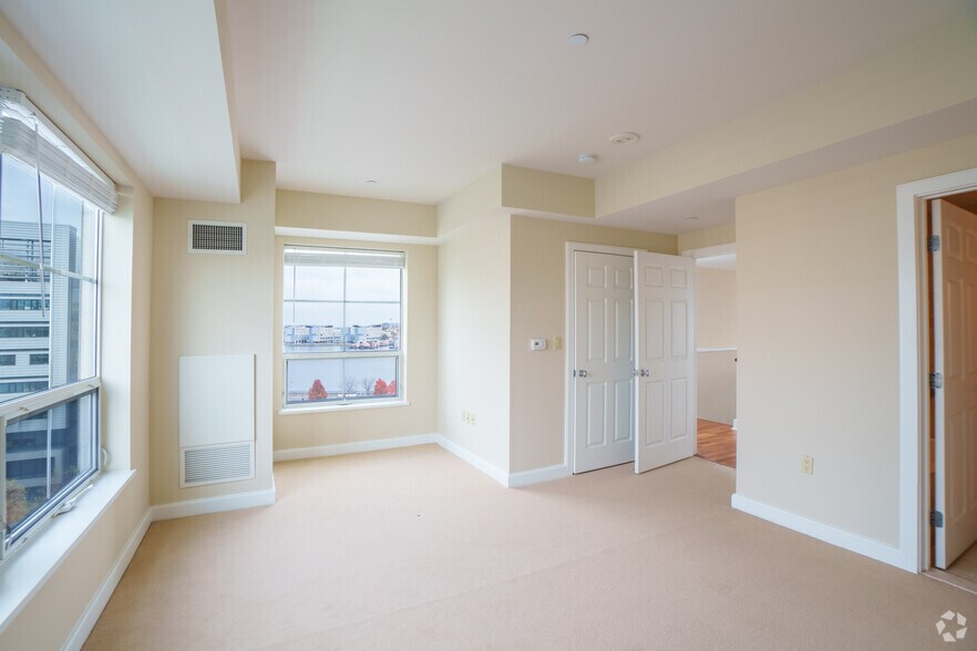 More Photos Of 250 1st Ave, Charlestown Apartments For Lease