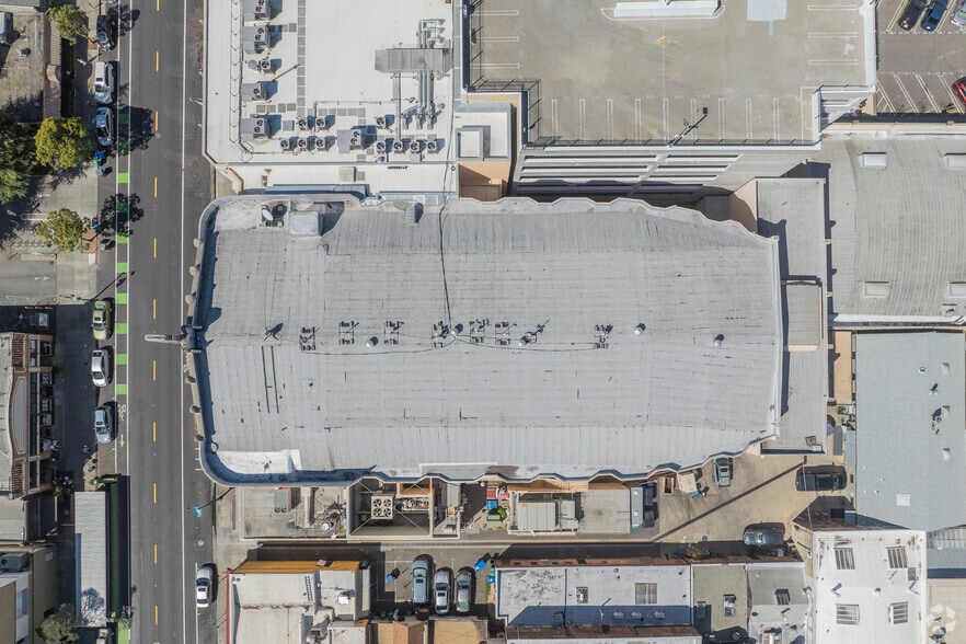 More Photos Of 2315-2323 Central Ave, Alameda Movie Theatre For Lease