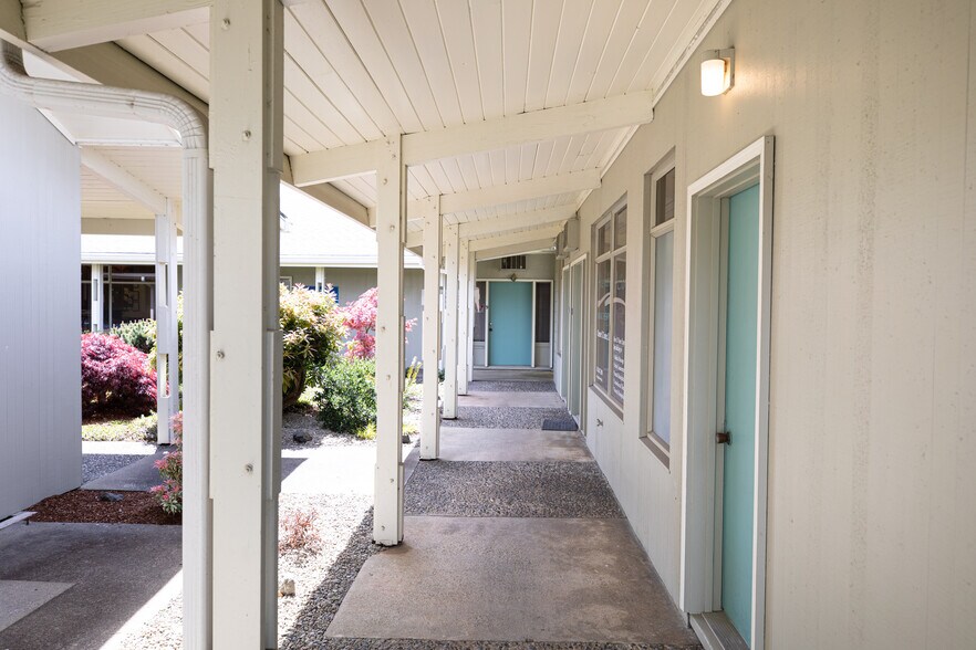 More Photos Of 1860 Virginia Ave, North Bend Medical For Lease