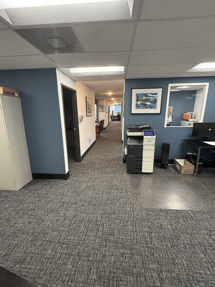 Primary Photo Of 14673 Parthenia St, Panorama City Medical For Lease