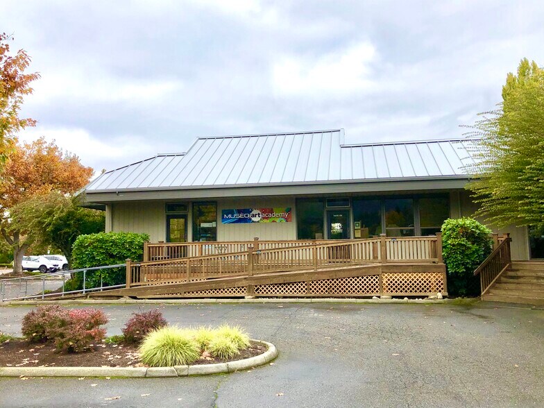 Primary Photo Of 970 5th Ave NW, Issaquah Office For Lease