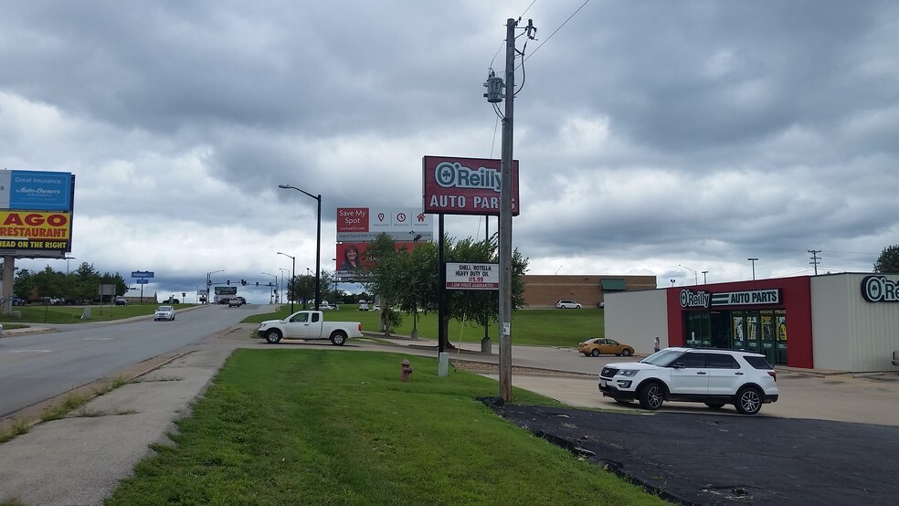 More Photos Of 18300 Business 13, Branson West Land For Sale