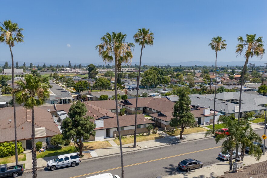 More Photos Of 2133 E Almont Ave, Anaheim Apartments For Sale