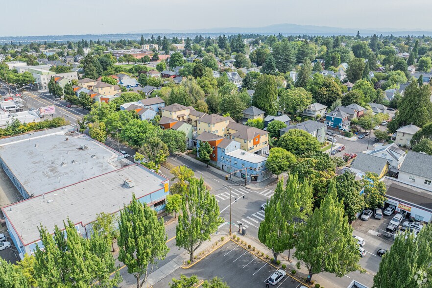 More Photos Of 2220-2236 NE Alberta St, Portland Storefront Retail Residential For Lease