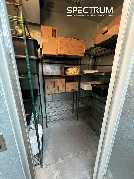 More Photos Of 21514-21534 Devonshire St, Chatsworth Storefront For Lease