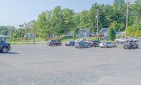 More Photos Of 2530-2534 US Route 9W, Ravena Showroom For Sale