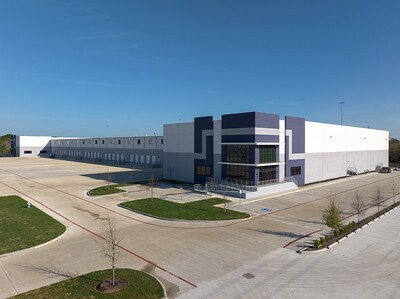 More Photos Of 7560 S Sam Houston Pky E, Houston Unknown For Lease