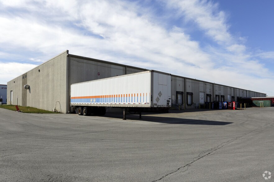 More Photos Of 9202-9214 E 33rd St, Indianapolis Warehouse For Lease