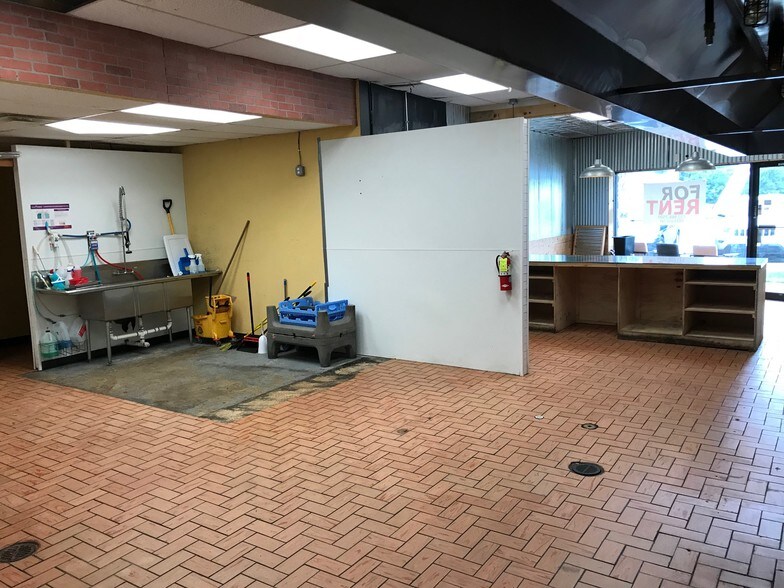 More Photos Of 115 Mathistown Rd, Little Egg Harbor Township Fast Food For Lease
