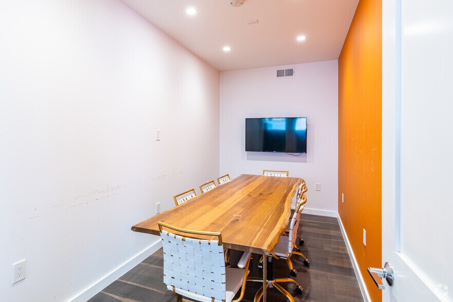 More Photos Of 34 Harriet St, San Francisco Office For Sale