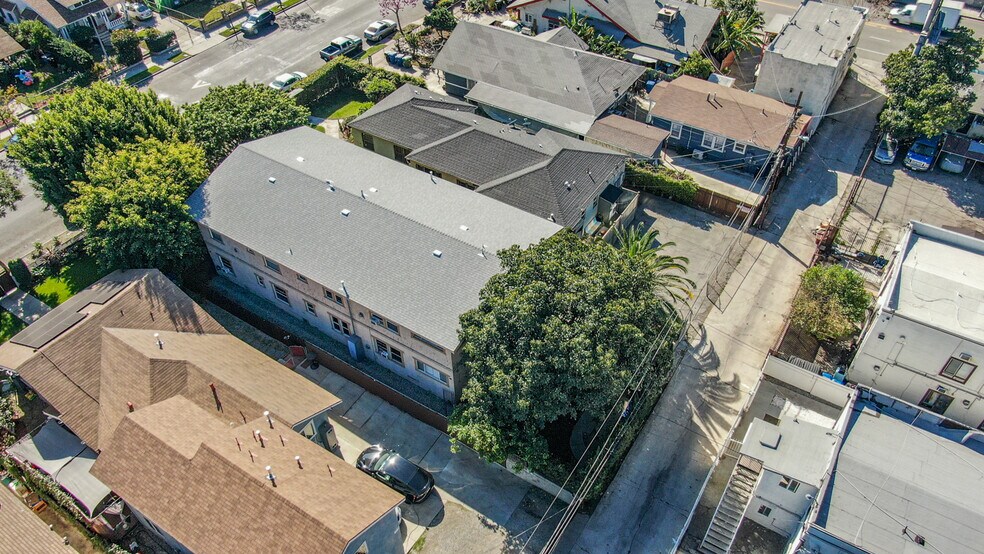 More Photos Of 2617 Jeffries Ave, Los Angeles Apartments For Sale