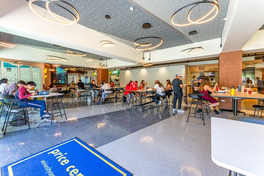 More Photos Of 9500 Gilman Dr, La Jolla Restaurant For Lease