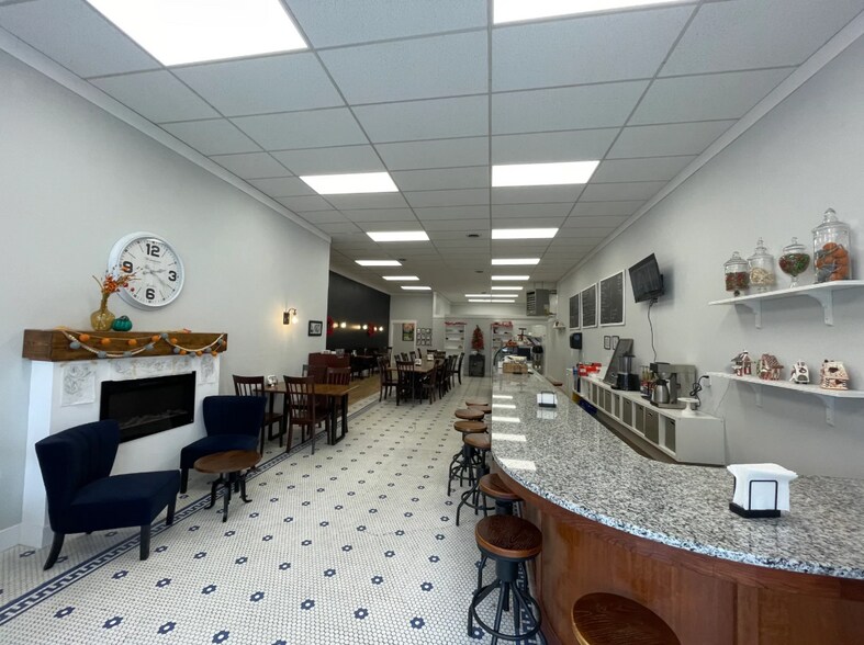 More Photos Of 23 N Bridge St, Saint Anthony Storefront Retail Residential For Sale