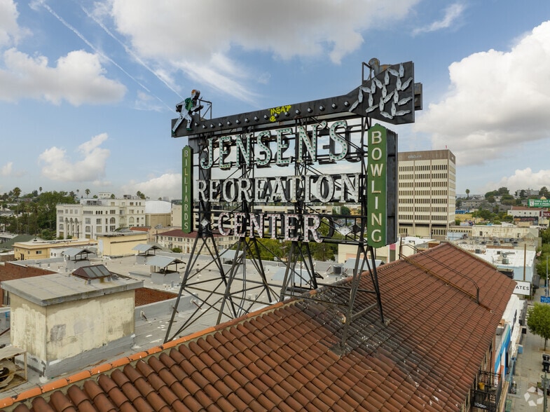 More Photos Of 1706 W Sunset Blvd, Los Angeles Apartments For Lease