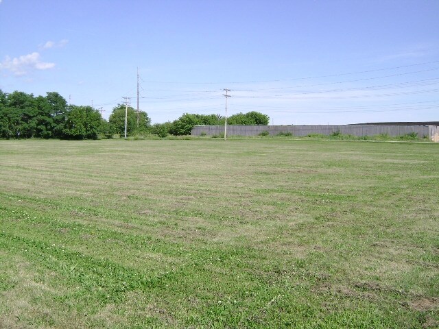 More Photos Of 3130 Wabash Ave, Springfield Land For Sale