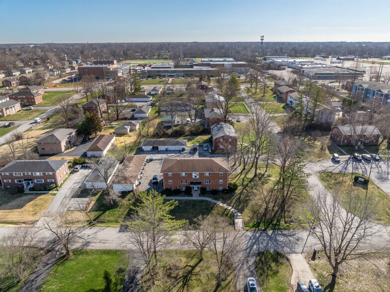 More Photos Of 5918 Devington Rd, Indianapolis Apartments For Sale
