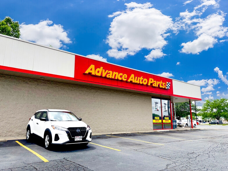 More Photos Of 4675 Dixie Hwy, Fairfield Freestanding For Sale