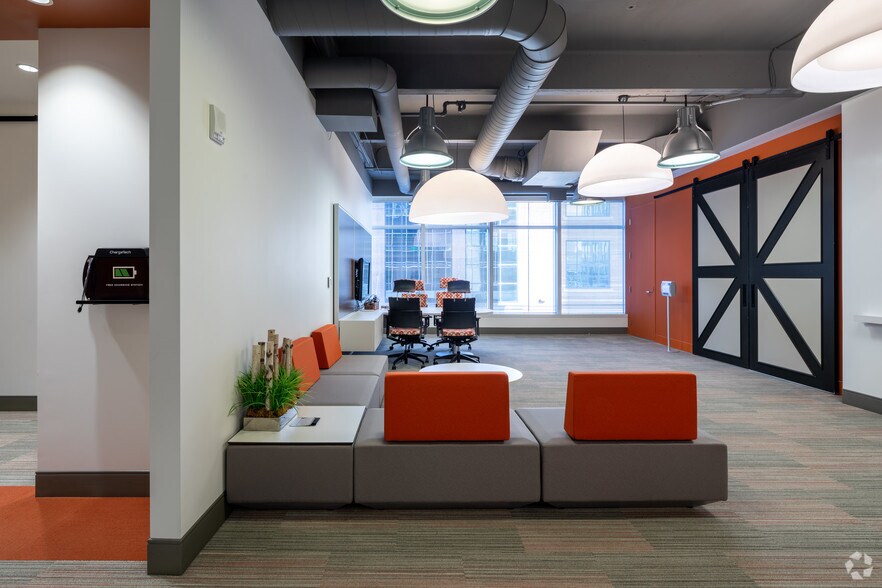 Photo of Lbby Floor Ste 100 - Spec Suite