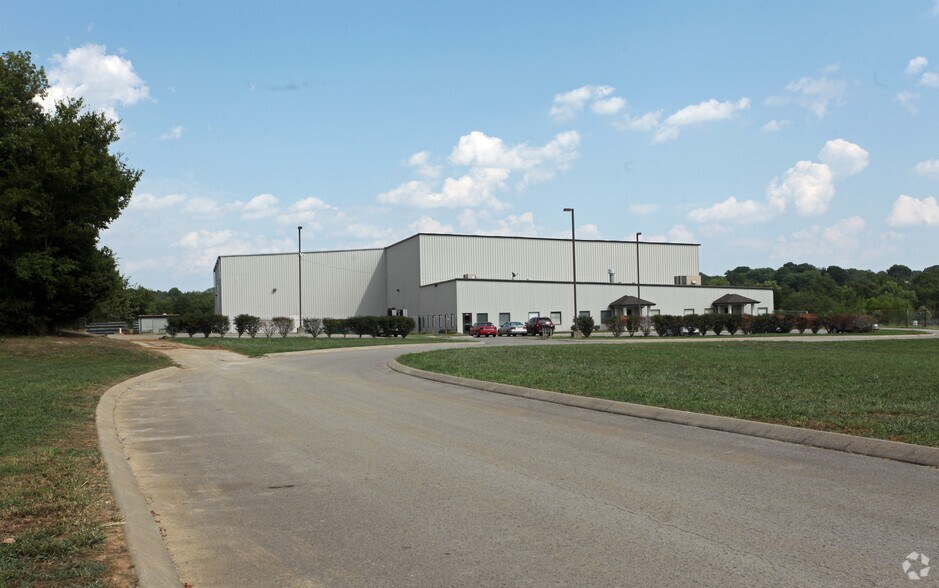 More Photos Of 8430 Horton Hwy, College Grove Distribution For Lease