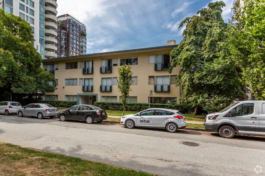 More Photos Of 1030 Harwood St, Vancouver Apartments For Sale