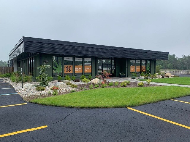 More Photos Of 702 N Cedar St, Kalkaska Freestanding For Sale