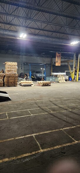 More Photos Of 483-495 Frelinghuysen Ave, Newark Warehouse For Lease
