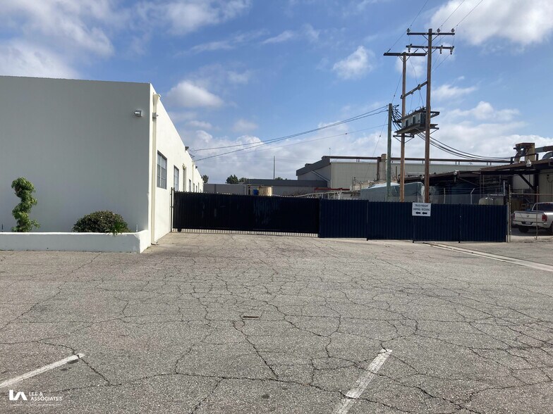 More Photos Of 16400 Garfield Ave, Paramount Warehouse For Lease