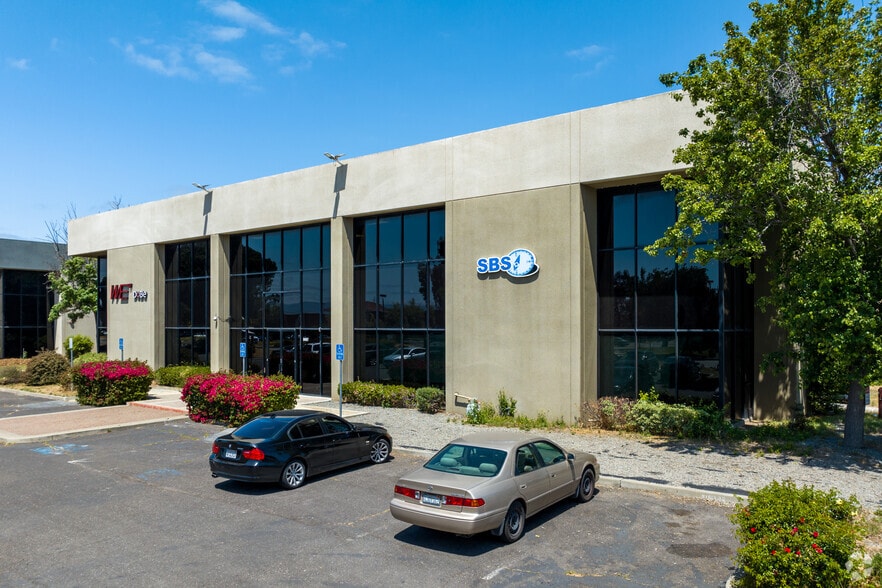 More Photos Of 8407 Central Ave, Newark Research And Development For Lease