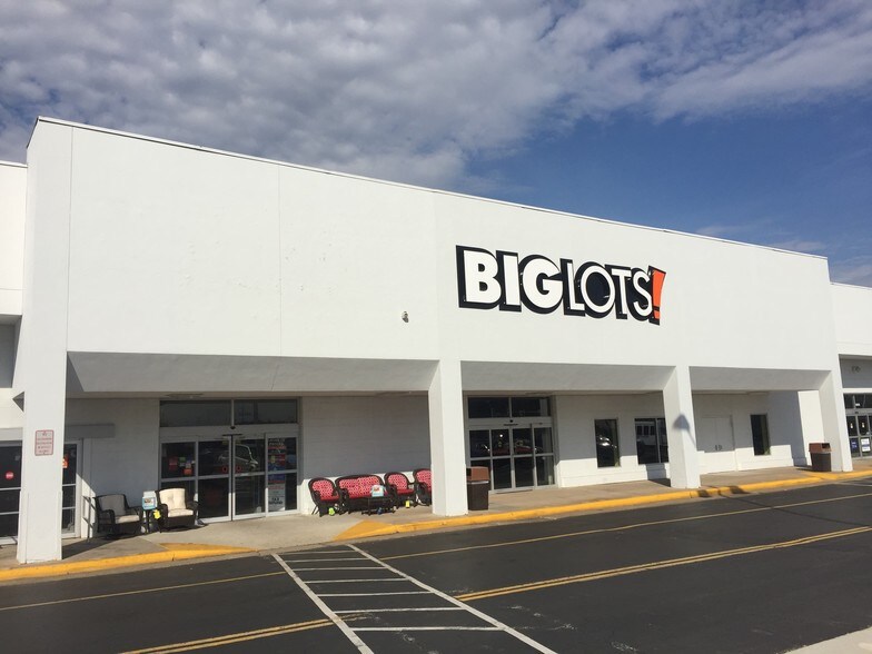 More Photos Of 8501-8533 Midlothian Tpke, Richmond Unknown For Lease