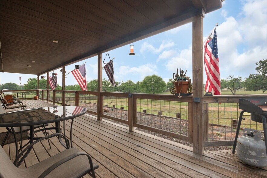 More Photos Of 310 Cortez Trl, Buchanan Dam Trailer Camper Park For Sale