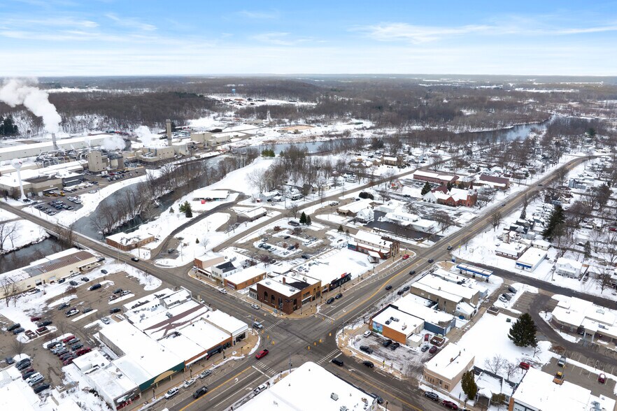 More Photos Of 117 E Allegan St, Otsego General Retail For Sale