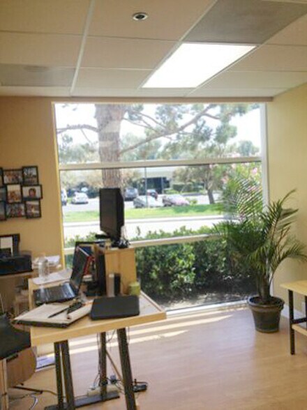 More Photos Of 940 Calle Negocio, San Clemente Medical For Sale