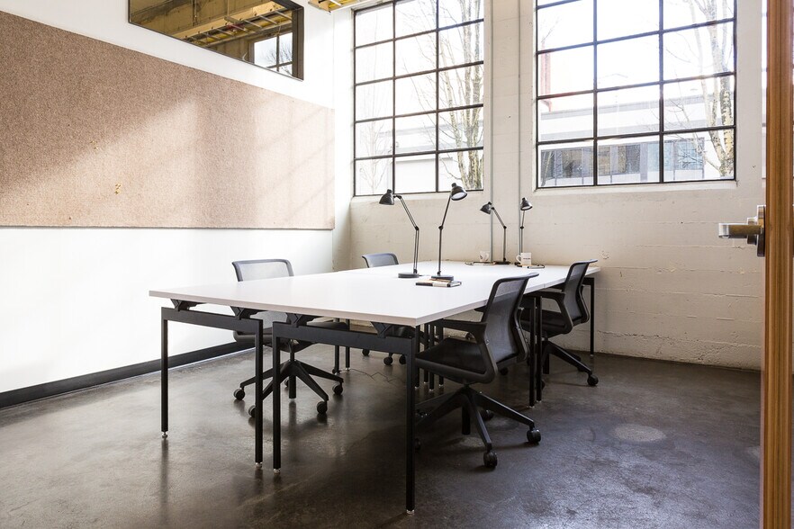 Primary Photo Of 300 NW 14th Ave, Portland Coworking Space
