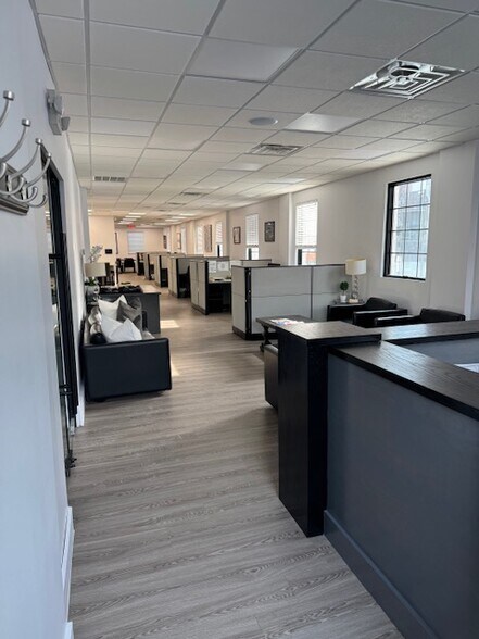 Primary Photo Of 844 McCarter Highway, Newark Office For Lease