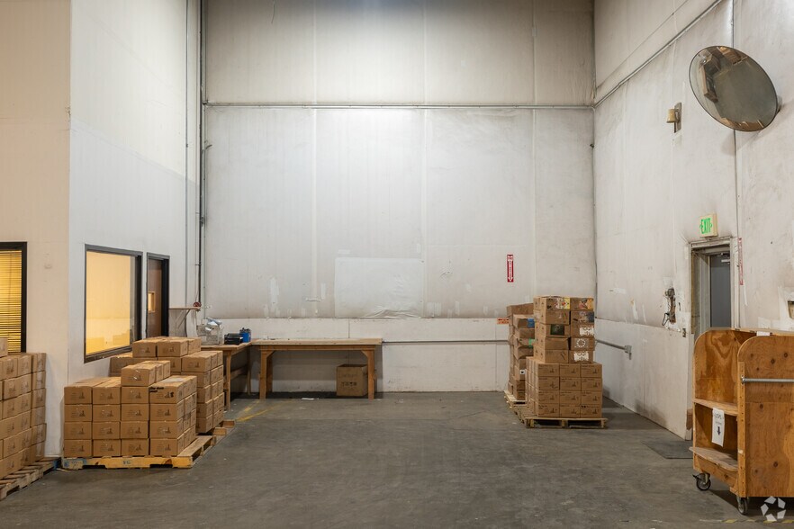 More Photos Of 401 E 124th Ave, Thornton Industrial For Sale