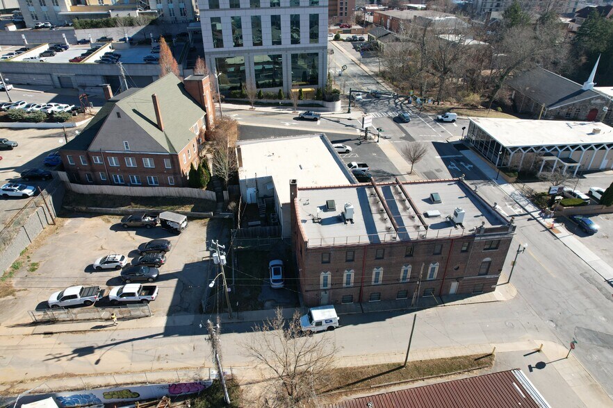 More Photos Of 167 Patton Ave, Asheville Freestanding For Sale