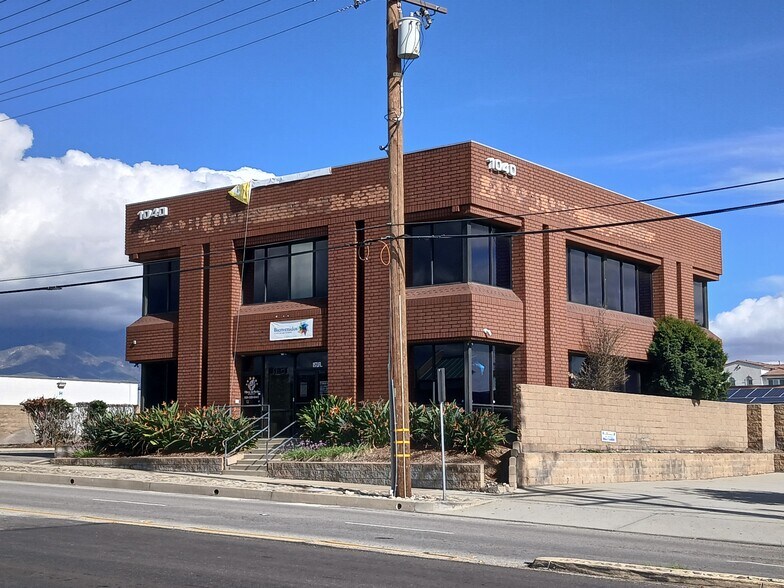 More Photos Of 1040 N Benson Ave, Upland Medical For Lease