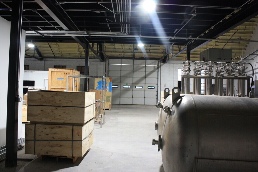 More Photos Of 1737 NW 5th St, Oklahoma City Warehouse For Sale