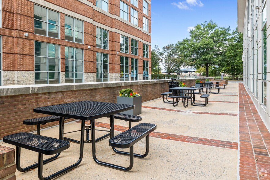 More Photos Of 21 Church St, Rockville Office For Lease