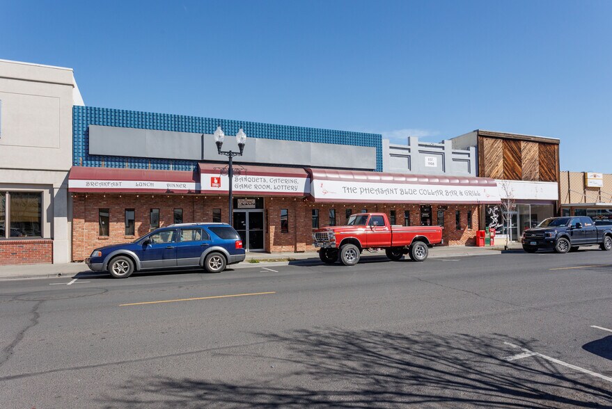 More Photos Of 149 E Main St, Hermiston Bar For Lease