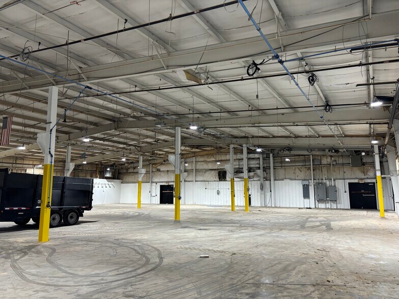 More Photos Of 200 W 8th St, Lansdale Manufacturing For Sale