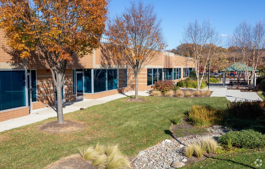 More Photos Of 185 Harry S Truman Pky, Annapolis Office For Lease