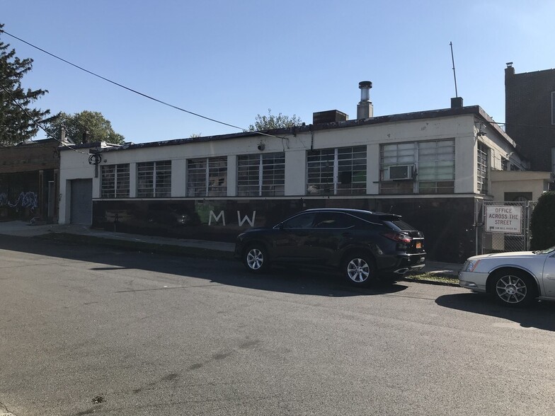 More Photos Of 660 Saw Mill River Rd, Yonkers Manufacturing For Sale