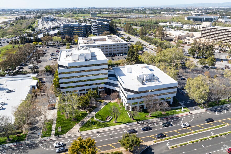 More Photos Of 2001 Gateway Pl, San Jose Office For Lease