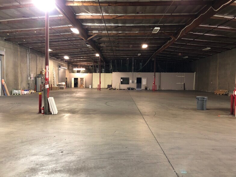 More Photos Of 18409 E Valley Blvd, City Of Industry Warehouse For Lease