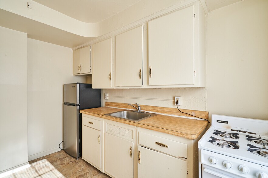 More Photos Of 1581-1589 Coventry Rd, Cleveland Multifamily For Sale