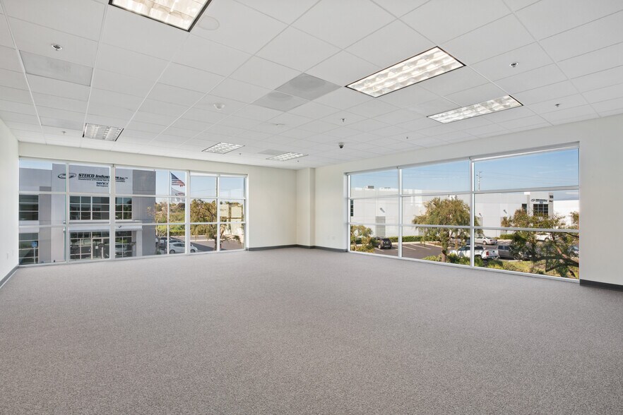 More Photos Of 1816 Ord Way, Oceanside Warehouse For Lease